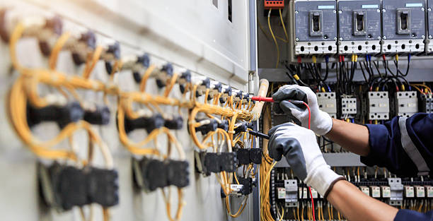 Professional Electrician technician working in Southern Gateway, VA